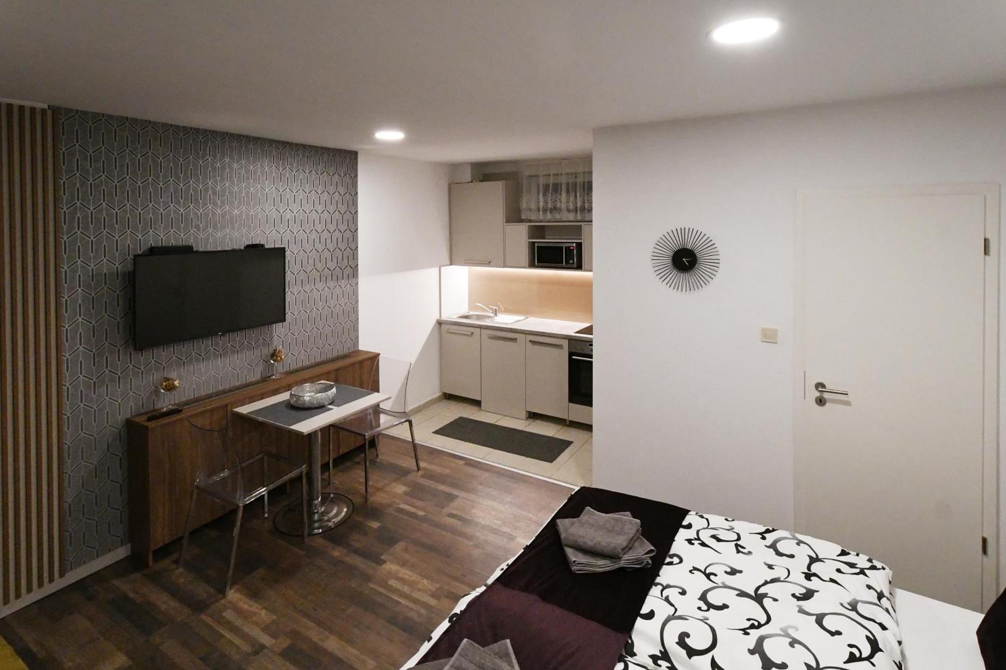 Nice Home Apartment 2 압다 객실 사진